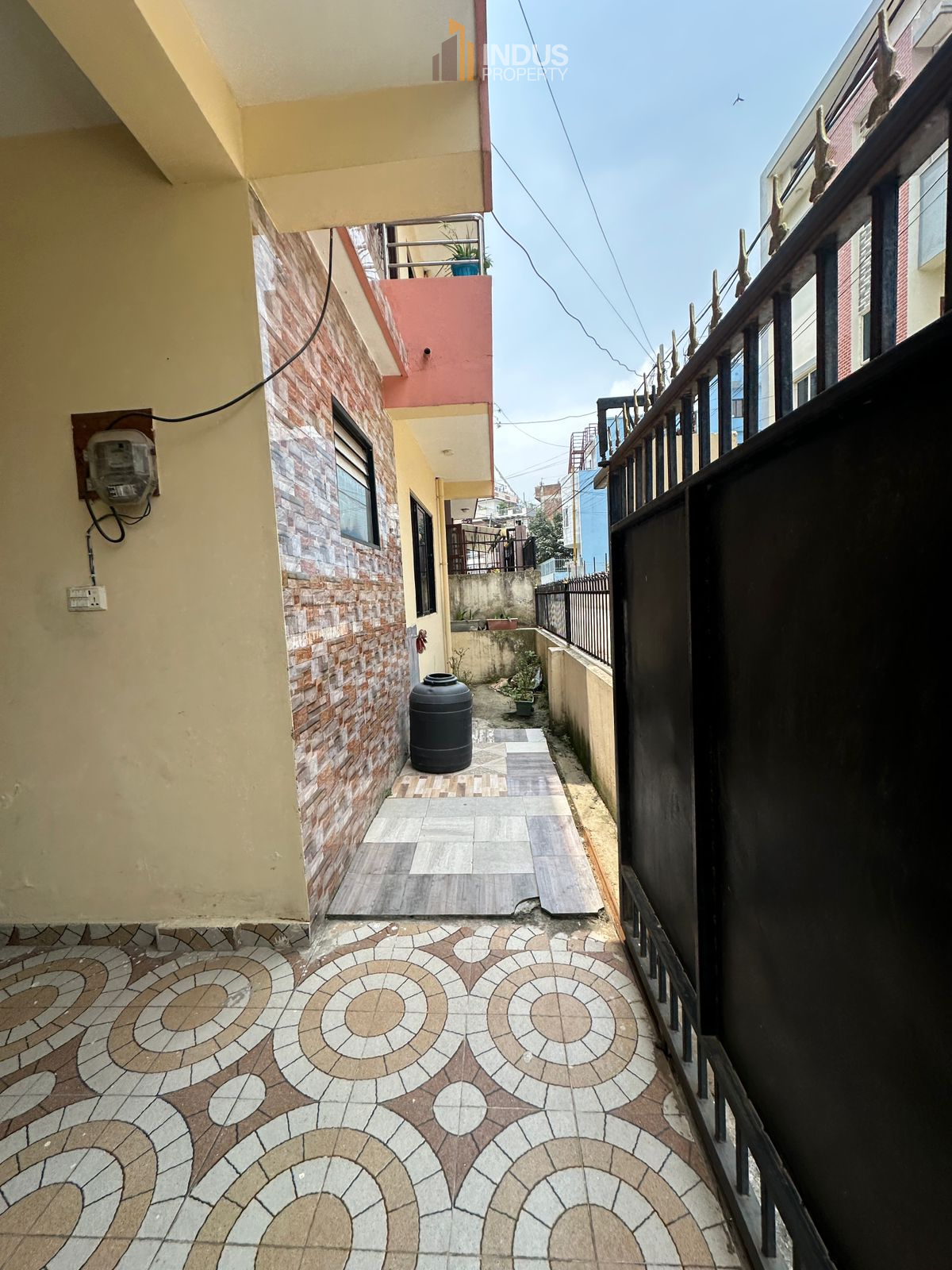 property-image